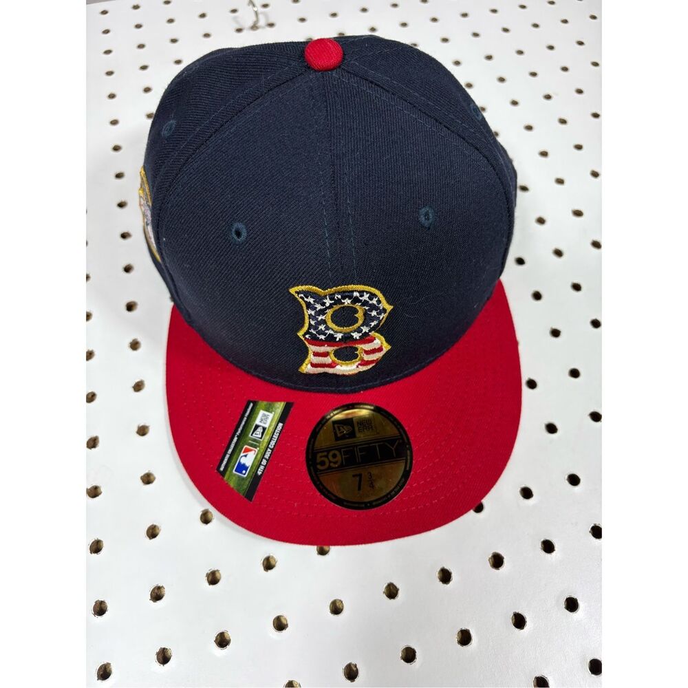 Boston Red Sox 2019 July 4th Fitted Hat 7 3/4 Cap MLB Baseball USA Flag NWT